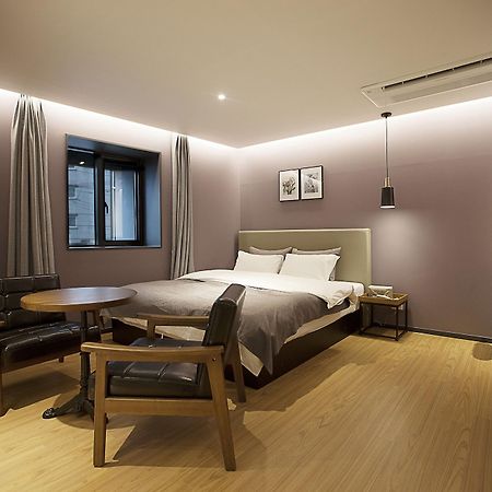 Brown Dot Hotel Changwon Exterior photo