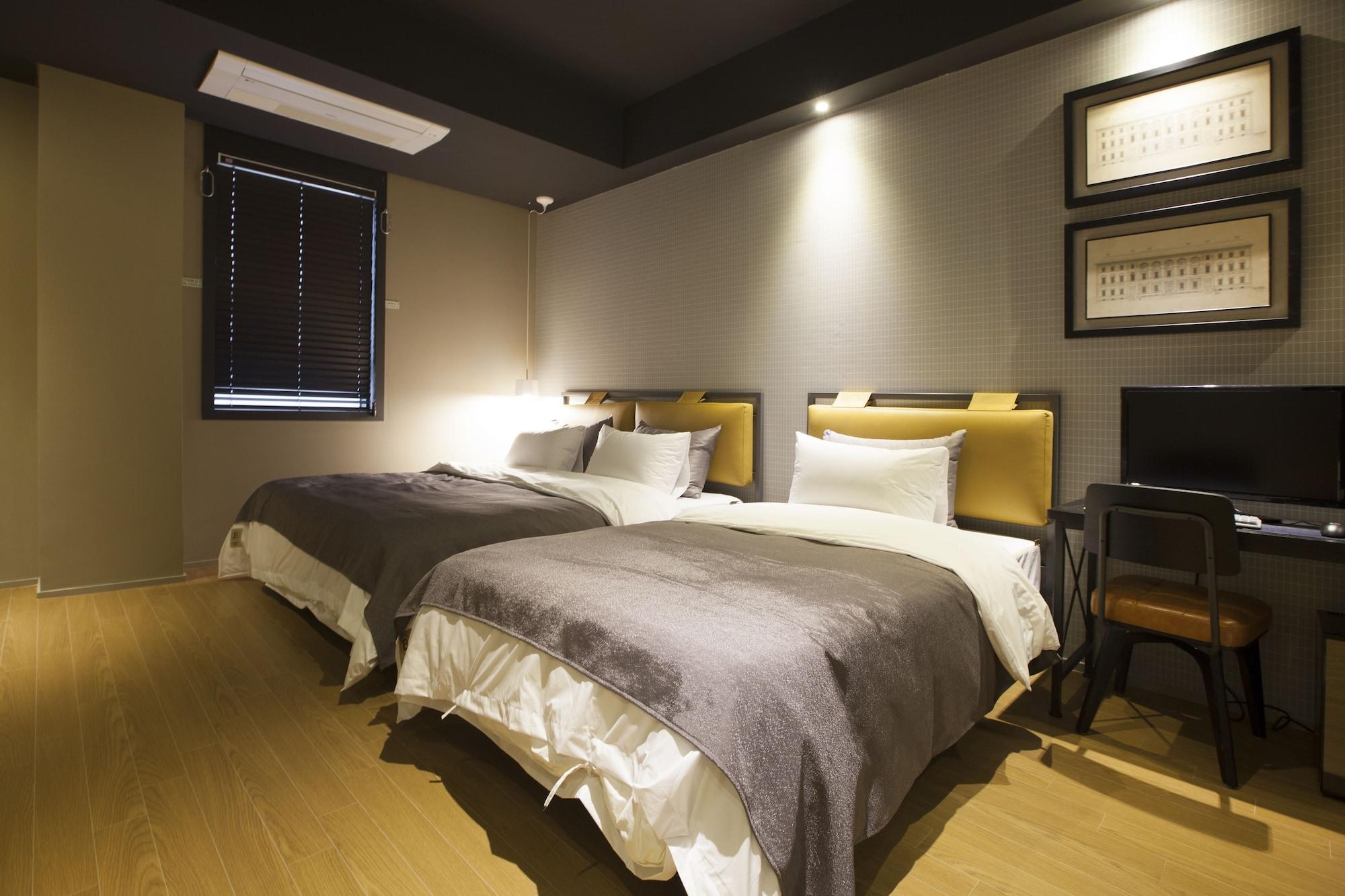 Brown Dot Hotel Changwon Exterior photo