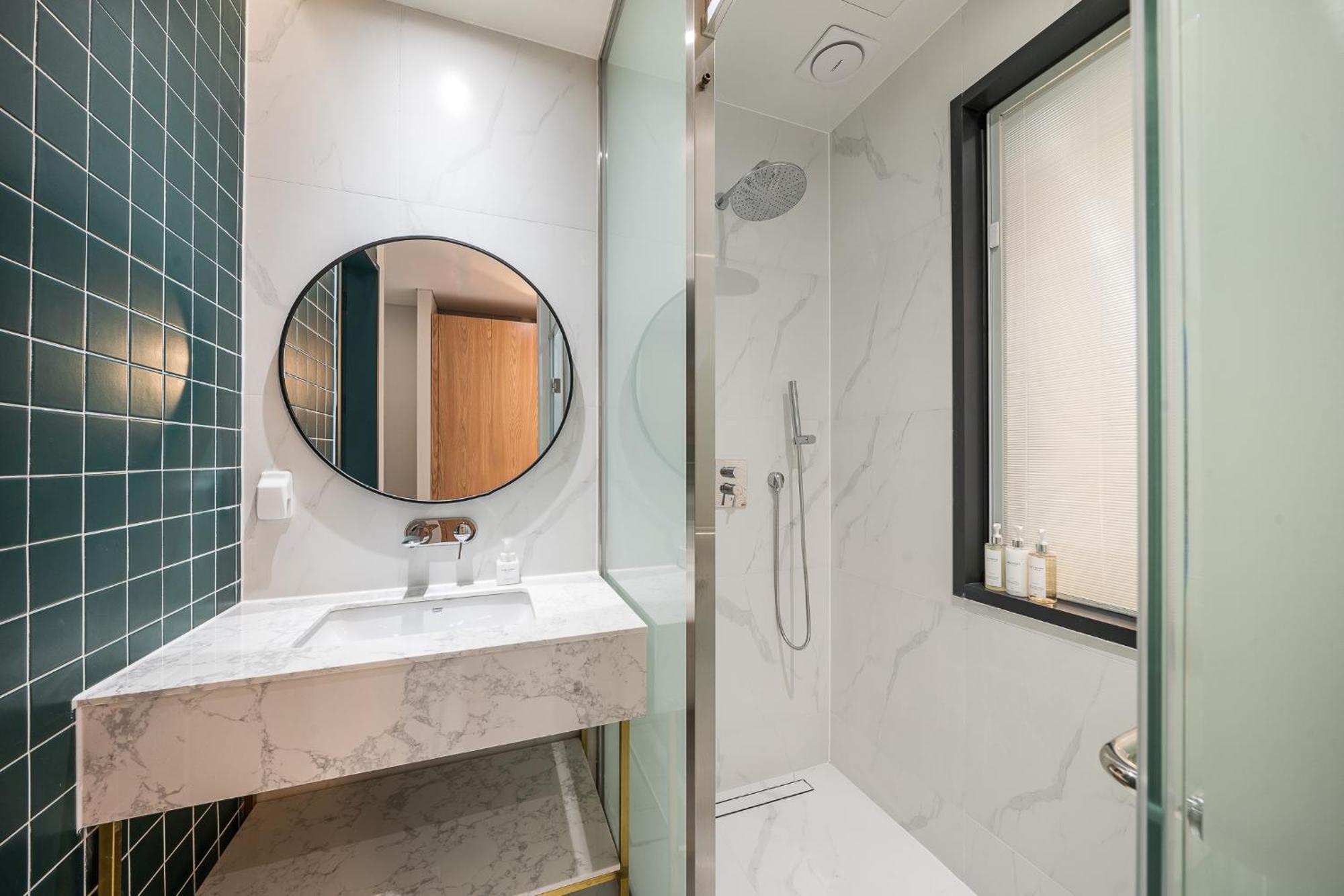 Brown Dot Hotel Changwon Exterior photo