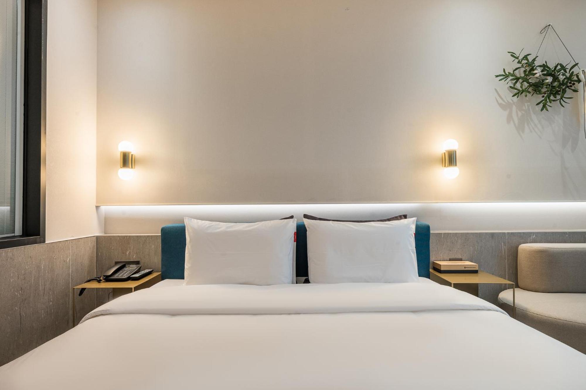Brown Dot Hotel Changwon Exterior photo